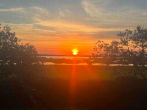 Sunrise Paradise on Intracoastal Front